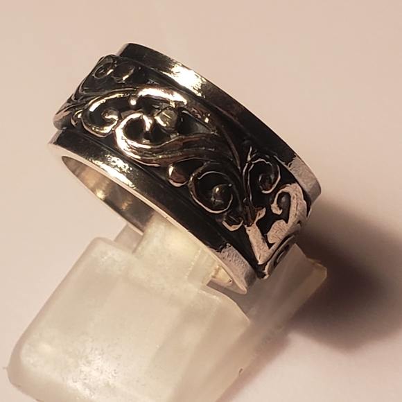 Anxiety Spinner Band Ring in Sterling Silver, Anxiety Ring for Women, - Picture 5 of 8